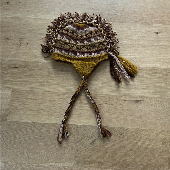 Nepal Ear flap Wool hat - braided ties/fringe and tassel trim - fleece lined - Picture 2 of 8